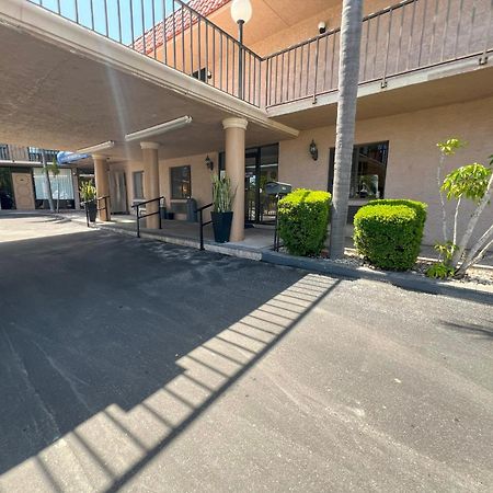 Tarpon Shores Inn Tarpon Springs Bagian luar foto